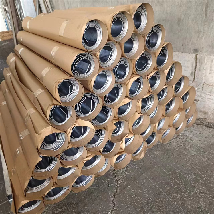 丹东铅板的建筑应用：优点与限制