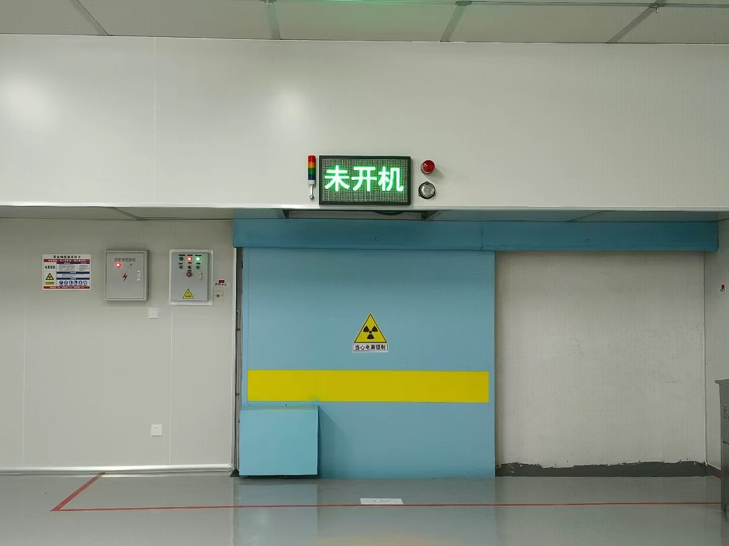 丹东铅门是什么材质